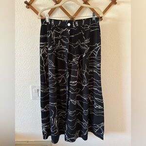 Black and White Abstract Horse Print Topshop Skirt